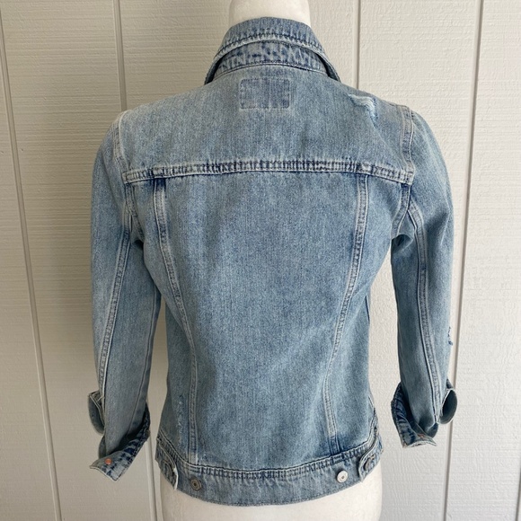 Old Navy Distressed Jean Jacket NWOT - Picture 2 of 6